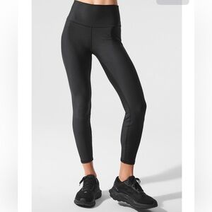 ALO 7/8 High-Waist Airlift Leggings Size Small